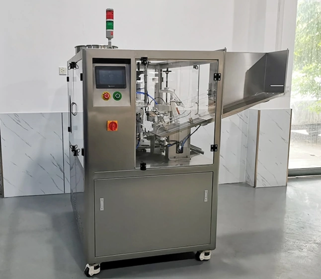 Banner Máy Chiết Rót Và Hàn Tuýp Bằng Nhiệt Tự Động 2